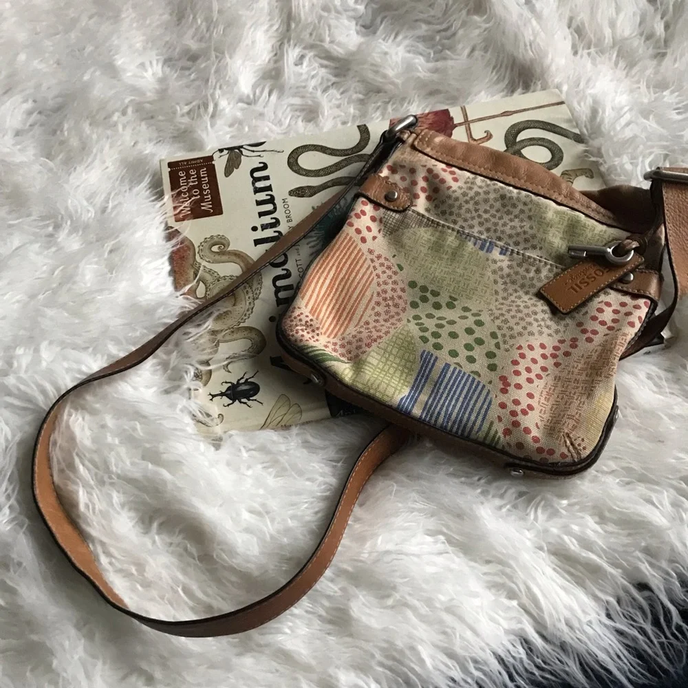 FOSSIL VINTAGE Multicolor‎ Canvas & Tan Leather Crossbody Bag